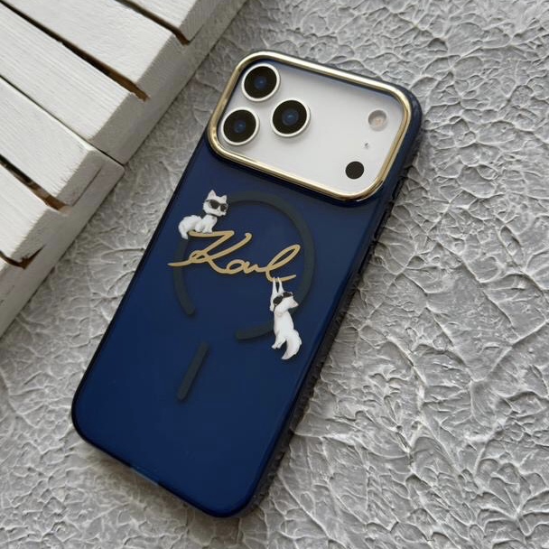 قاب کارل لاگرفلد Karl Lagerfeld شماره 10 سری Iphone17